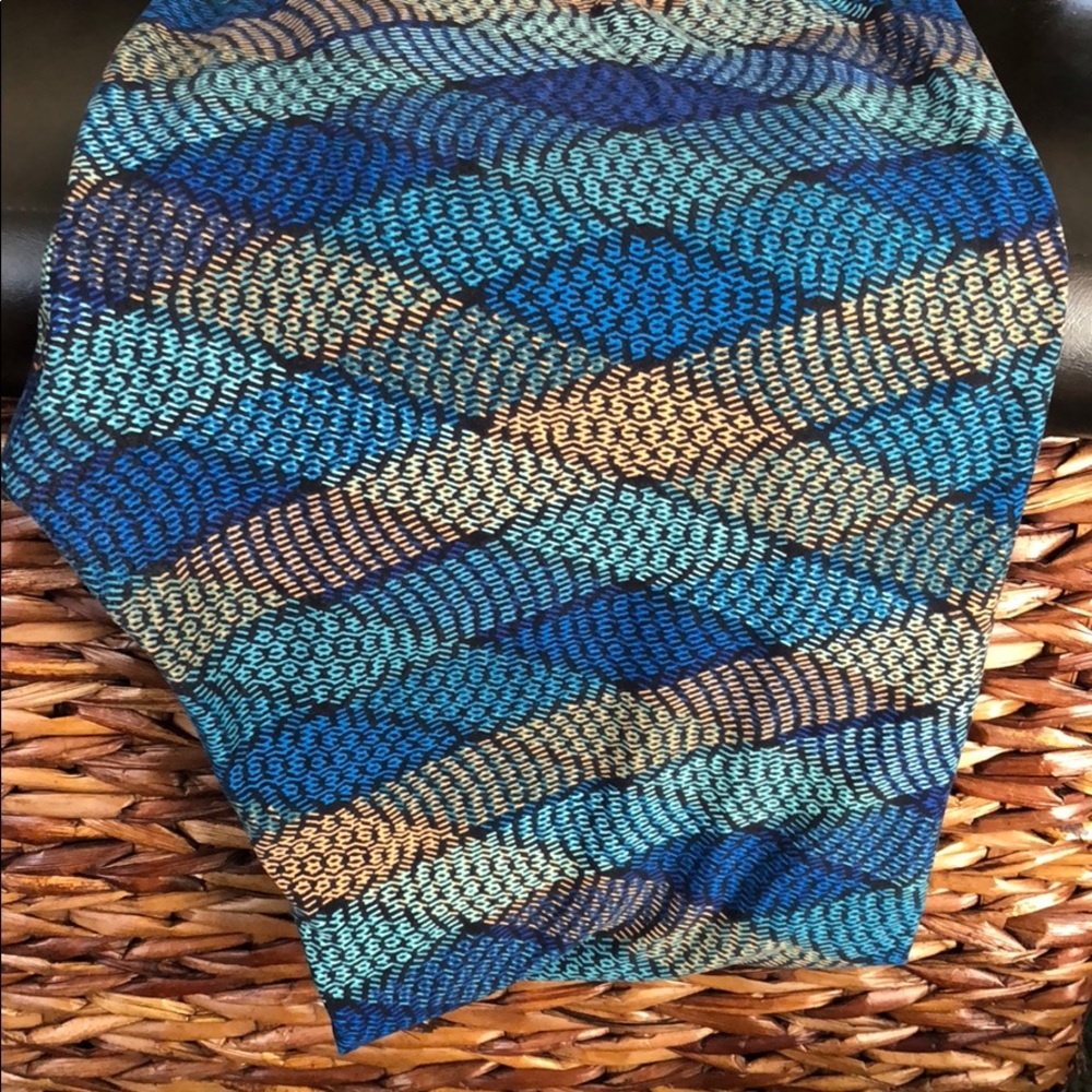 TC LulaRoe Ribbon Leggings.